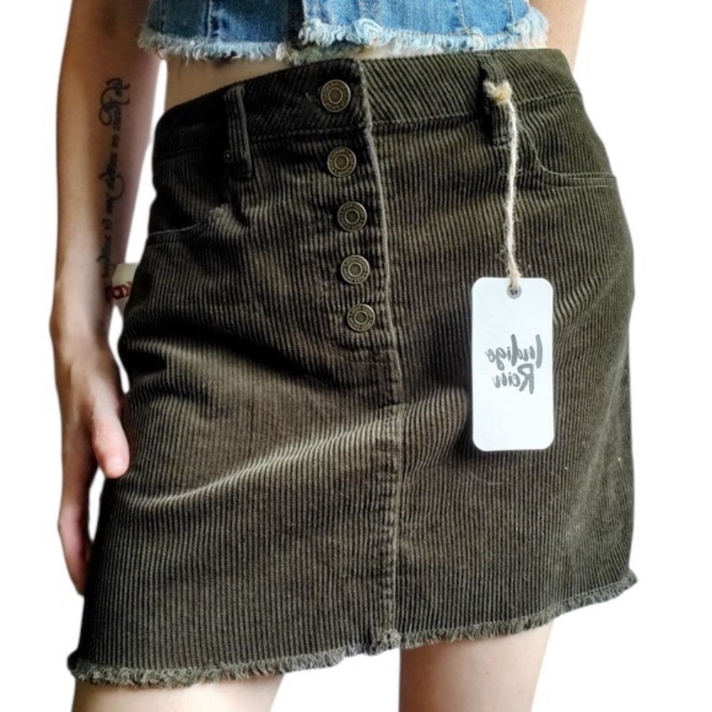 Indigo Rein green raw hem corduroy mini skirt with Size Juniors 7